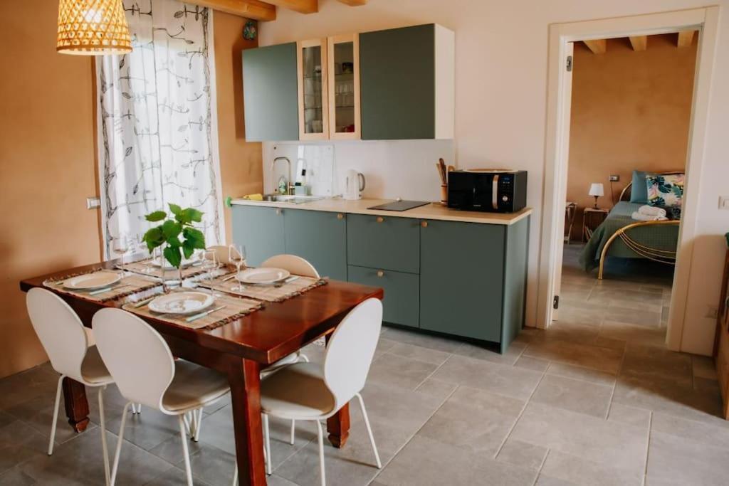 Country Apartment, Near Bardolino And Lazise Calmasino Exterior photo
