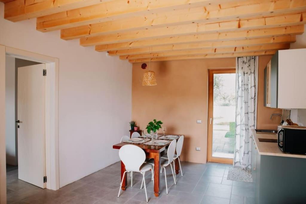 Country Apartment, Near Bardolino And Lazise Calmasino Exterior photo